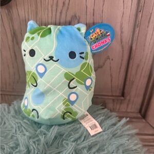 Cute Cat Plush  Size 4.5”